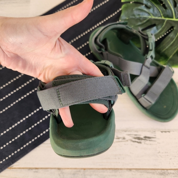 Teva Hurricane Verge Green Strappy Sandals Size 10 - Picture 6 of 9